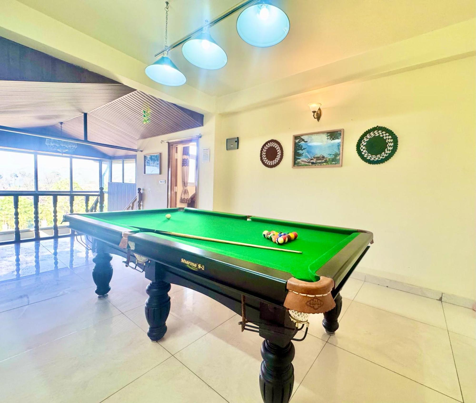The Auriga 3Bhk Fully Entair Villa With Bonfire In Kasauli I Pvt Stay I Open Air Terrace I Kitchen Livingroom I Lawn Bonfire I Gaming Zone מראה חיצוני תמונה